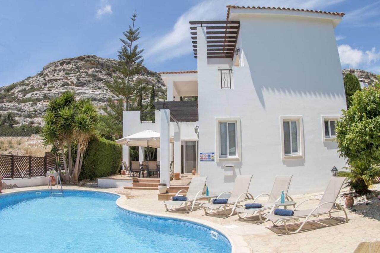 Villa Rocco By Ezoria Peyia Extérieur photo