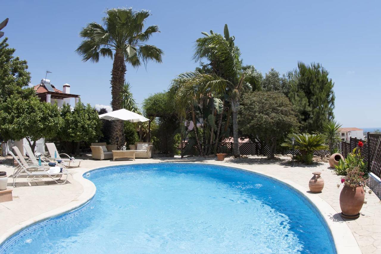 Villa Rocco By Ezoria Peyia Extérieur photo